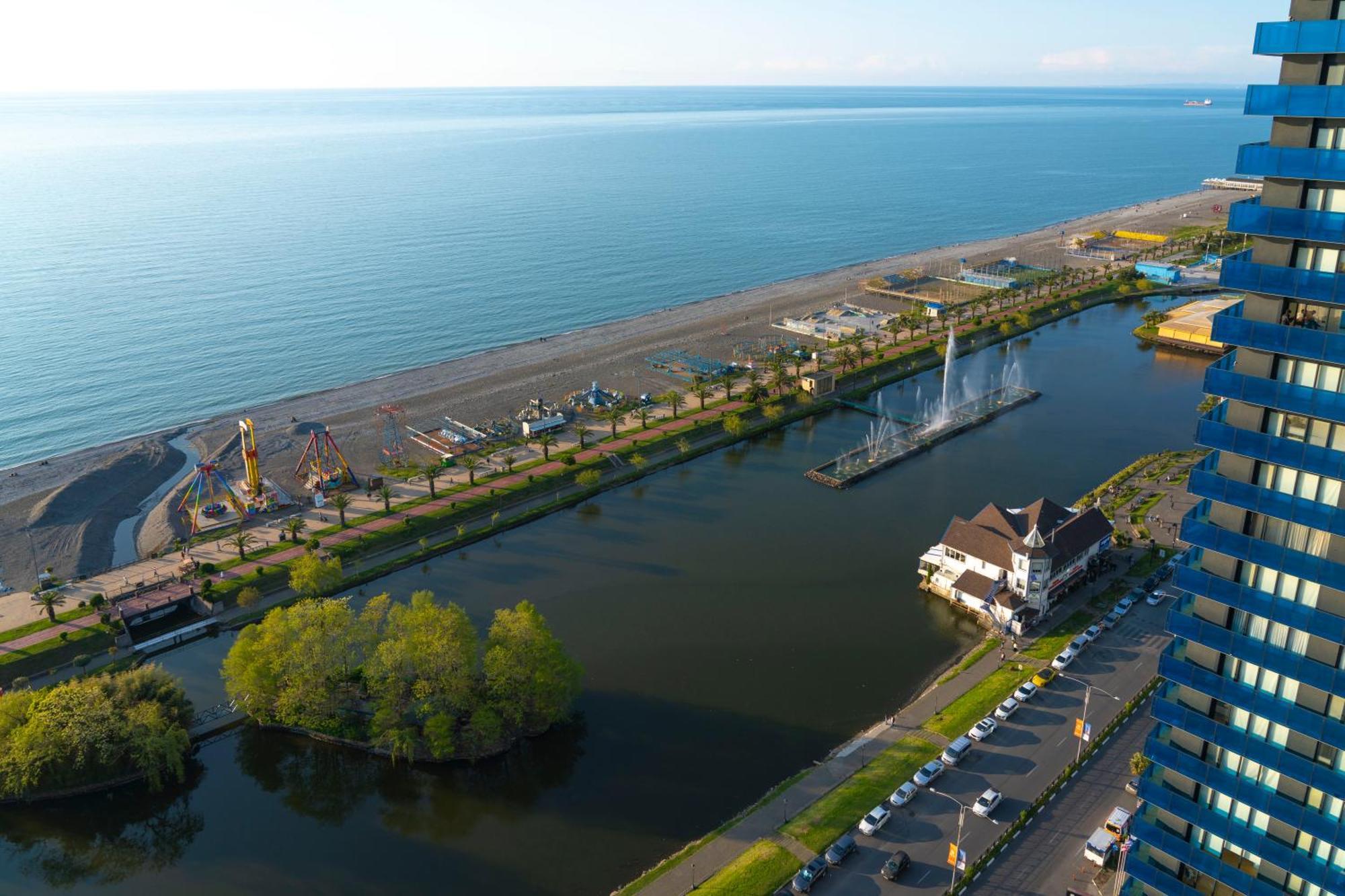 Seaside Resort In New Orbi Twins Batumi Exteriör bild