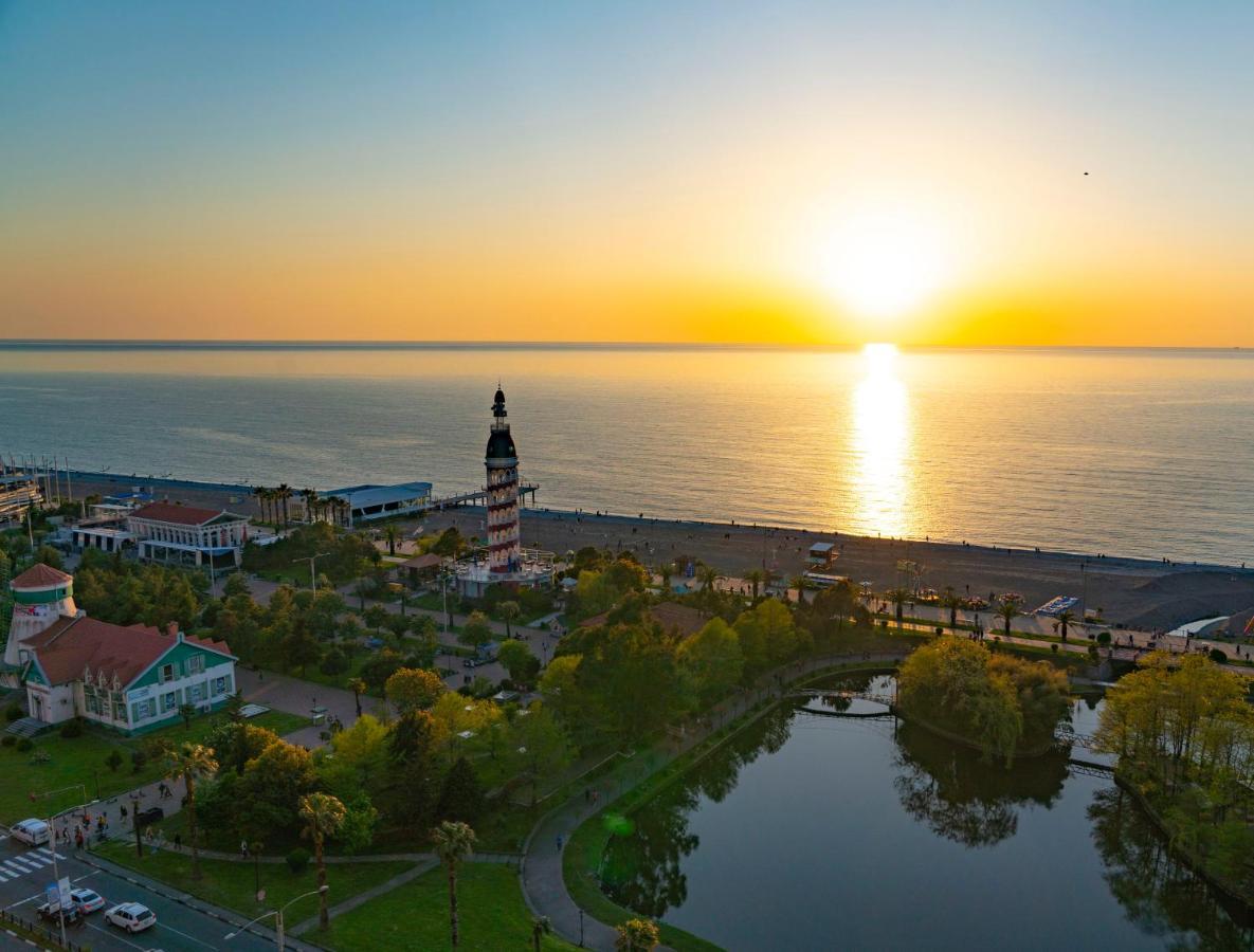 Seaside Resort In New Orbi Twins Batumi Exteriör bild