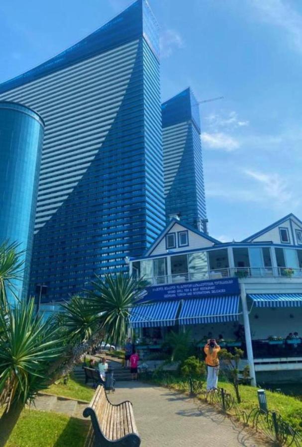 Seaside Resort In New Orbi Twins Batumi Exteriör bild